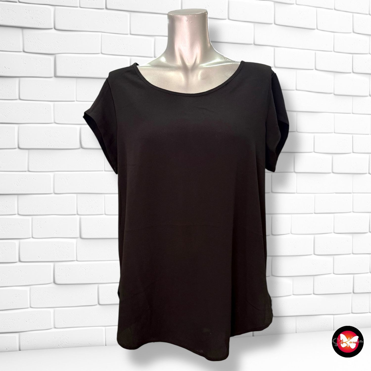 **HOY** Blusa básica de manga corta ONLY Talla 38