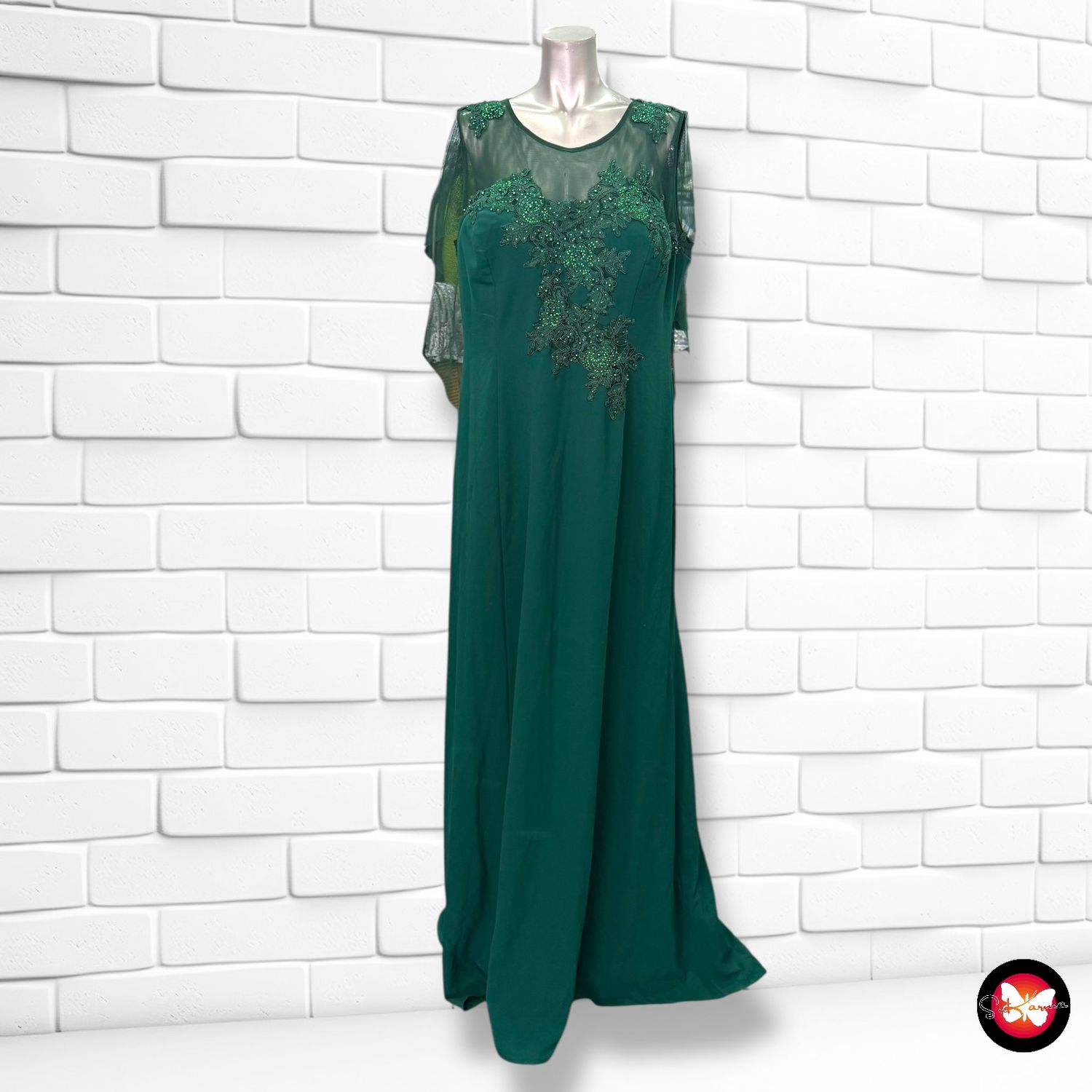 **HOY** Vestido de fiesta con capita de tul Talla 48