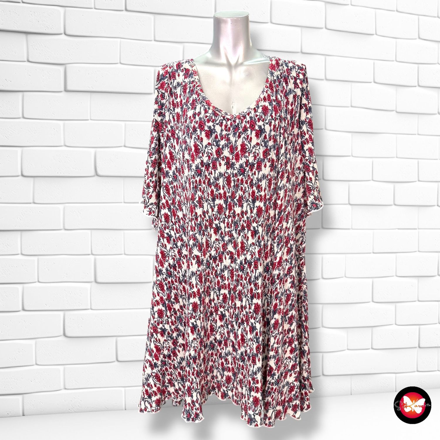 **HOY** Vestido de manga corta con florecitas MANGO Talla M (grande)