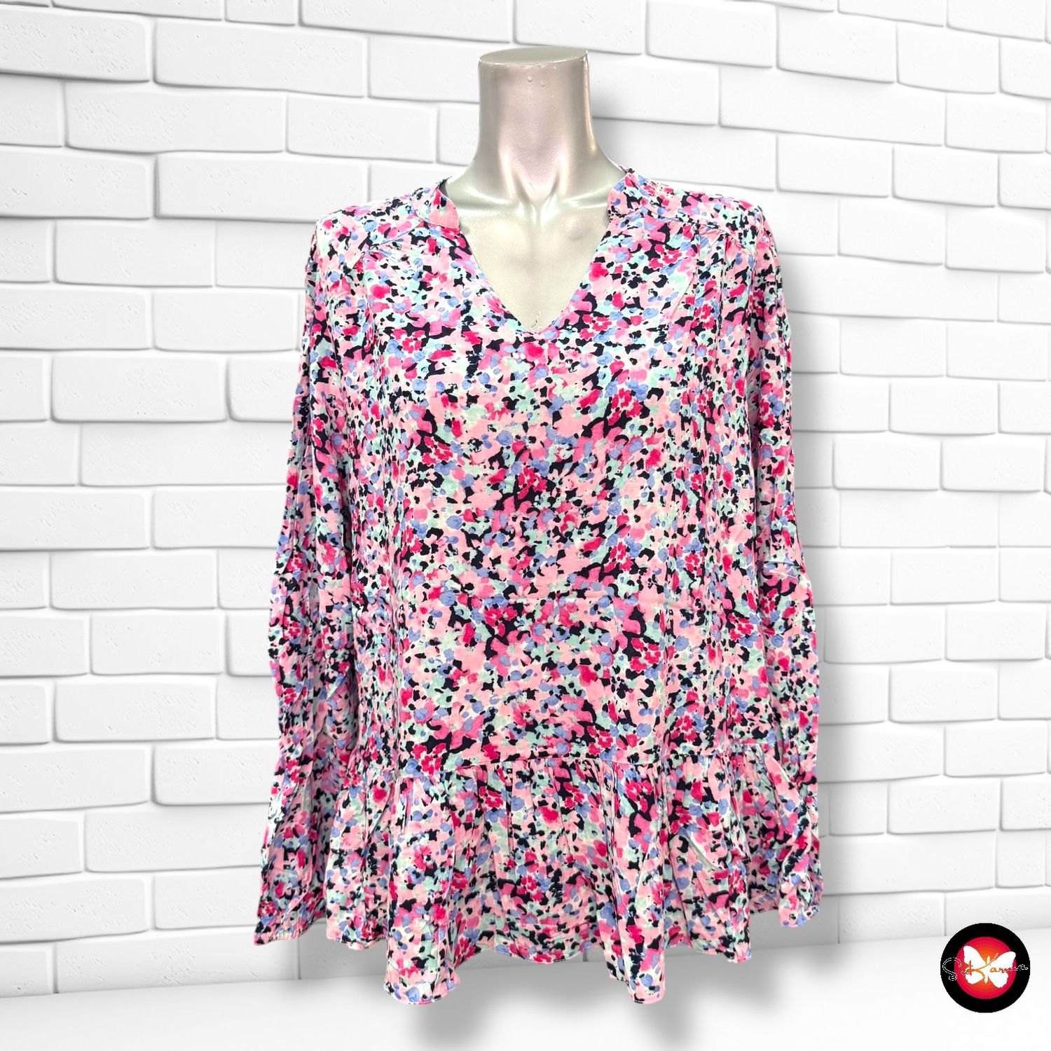 **HOY** Blusa de manga larga de florecitas C&amp;A Talla 42