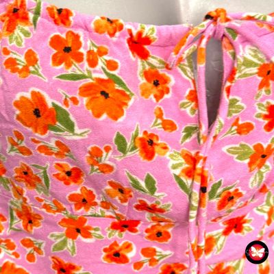 **HOY** Blusa de florecitas PRIMARK CARES Talla 36