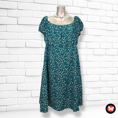 **HOY** Vestido de florecitas escote barco SHEIN CURVE Talla 2XL