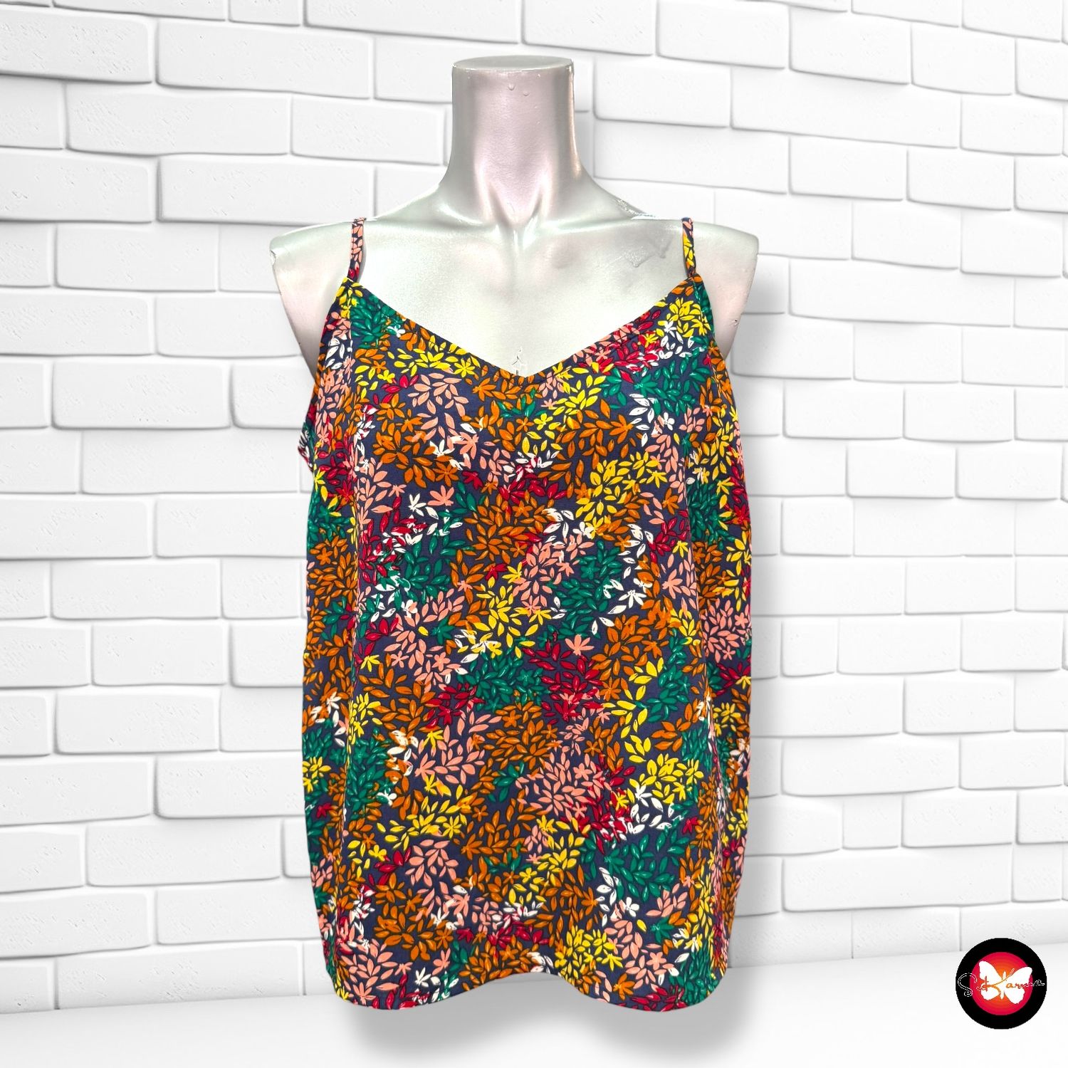 **HOY** Blusa de tirantes de florecitas VILA Talla 38