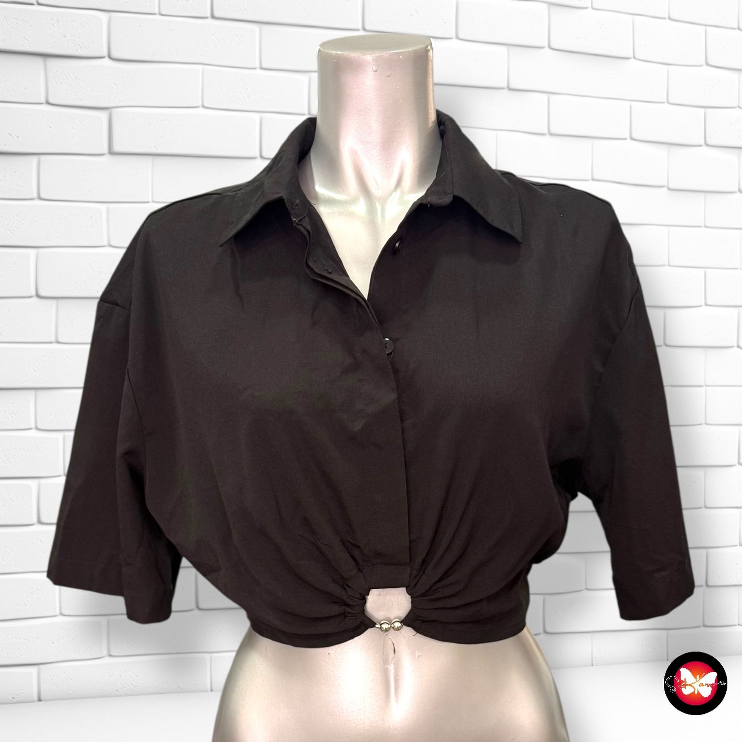 **HOY** Blusa cropped tipo camisa HOUSE BRAND Talla XS