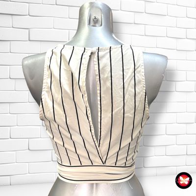 **HOY** Blusa cropped de rayitas SHEIN Talla XS
