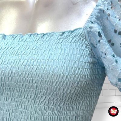Blusa escote barco con mangas de encaje CLOCKHOUSE Talla S