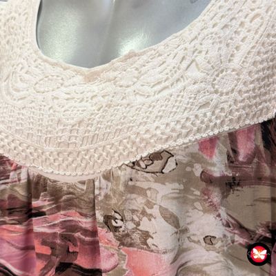 Blusa de manga corta con encaje Talla L/XL