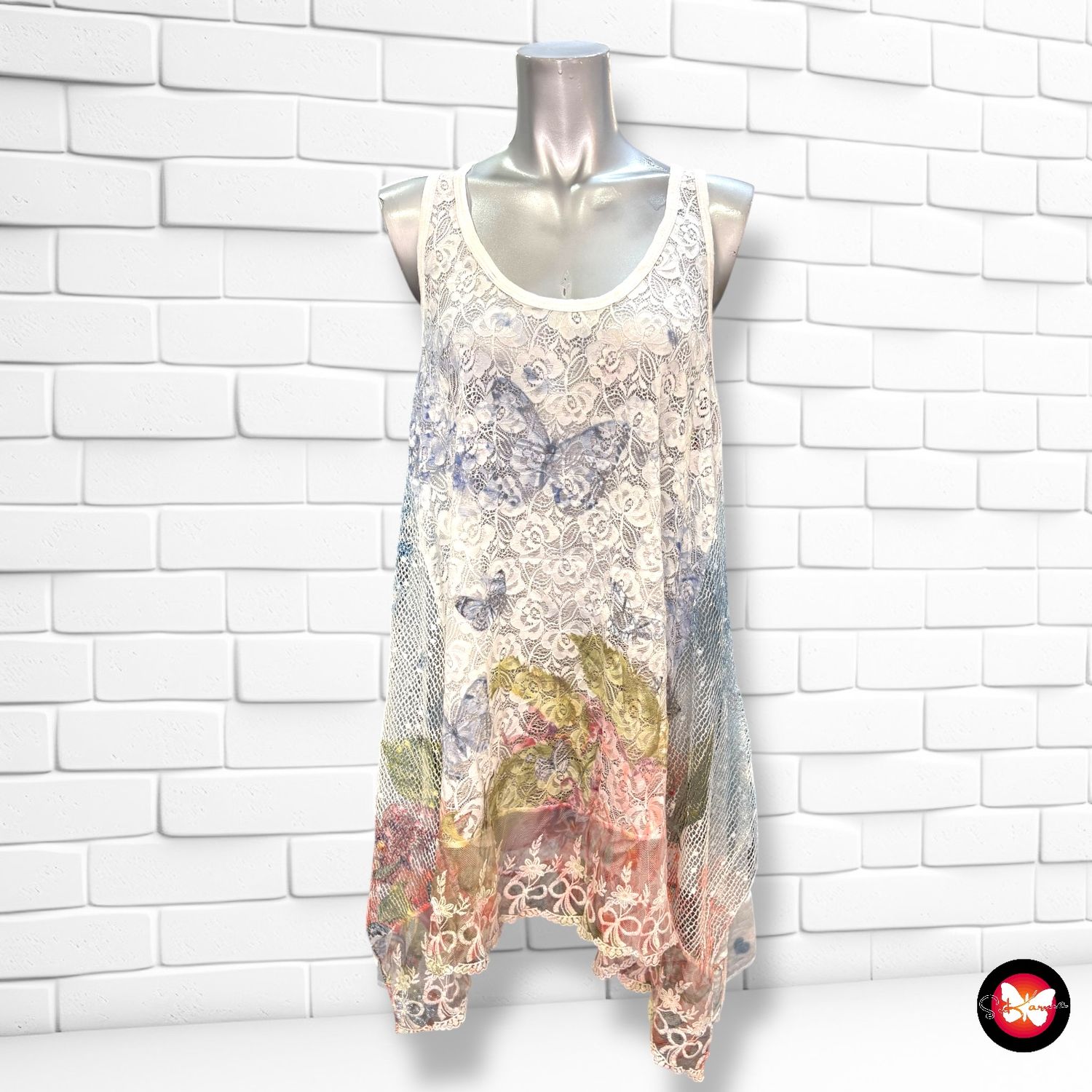 Blusa larga con encaje y estampado mariposas Talla Única