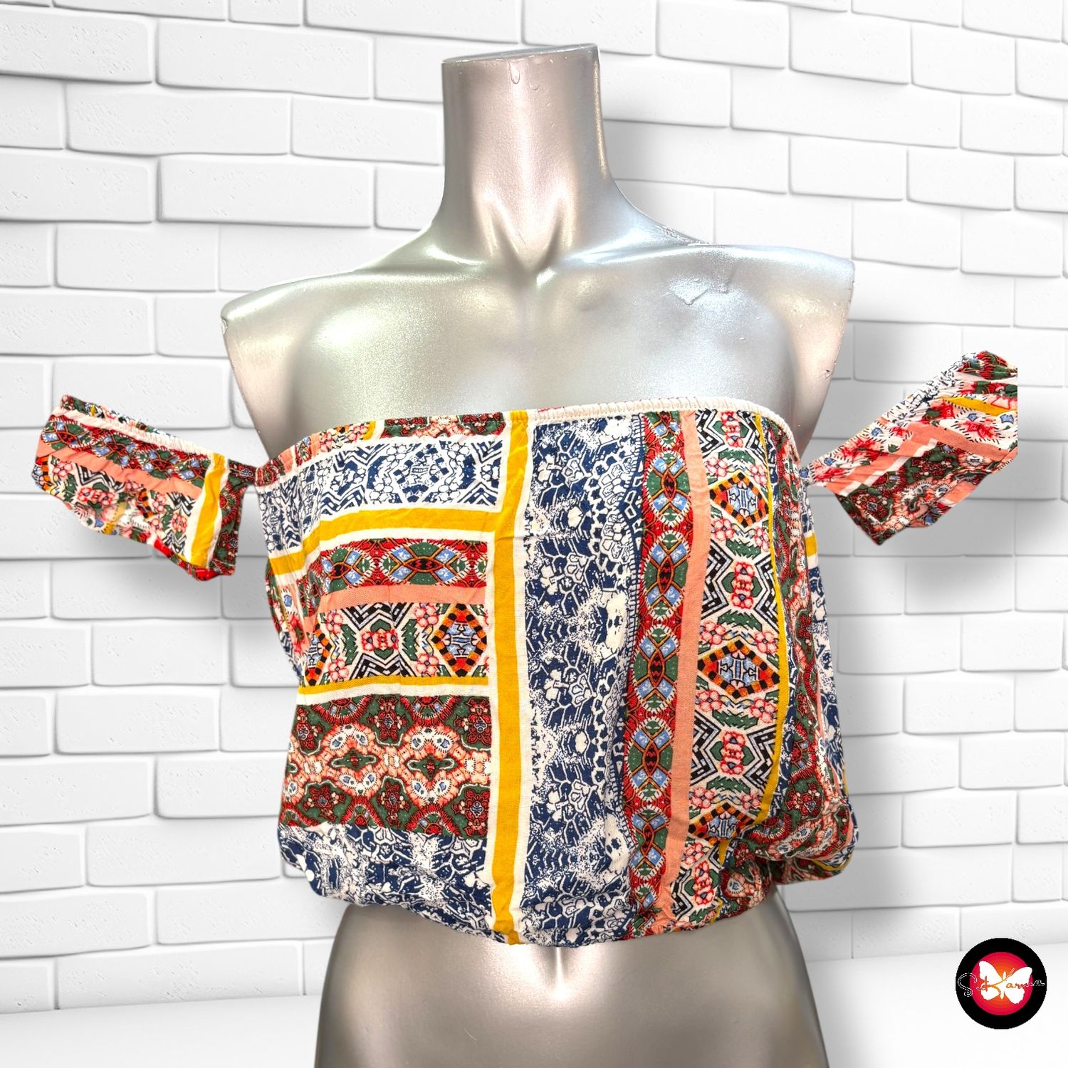 Blusa escote barco estampada Talla M