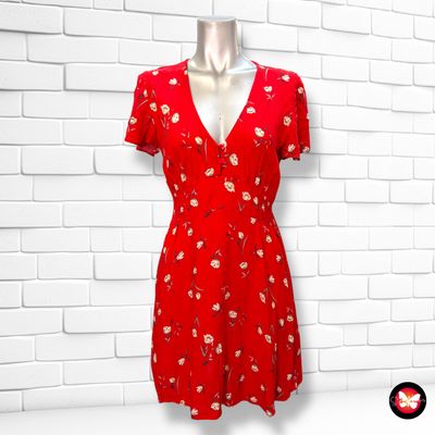 **HOY** Vestido de manga corta de florecitas PULL&amp;BEAR Talla M