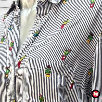 **HOY** Camisa de rayitas BERSHKA Talla S