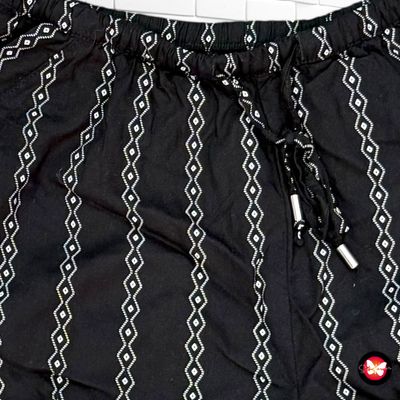 Short sueltito DIVIDED Talla 36