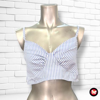 **HOY** Blusa cropped de rayitas SHEIN Talla M