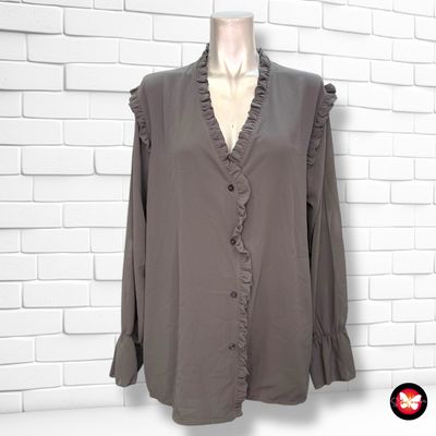 **HOY** Camisa de manga larga con volantitos Talla L/XL