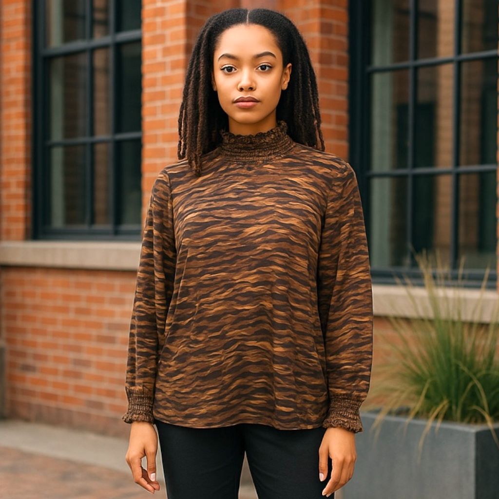 Blusa de manga larga estampado militar PERLA NERA Talla S