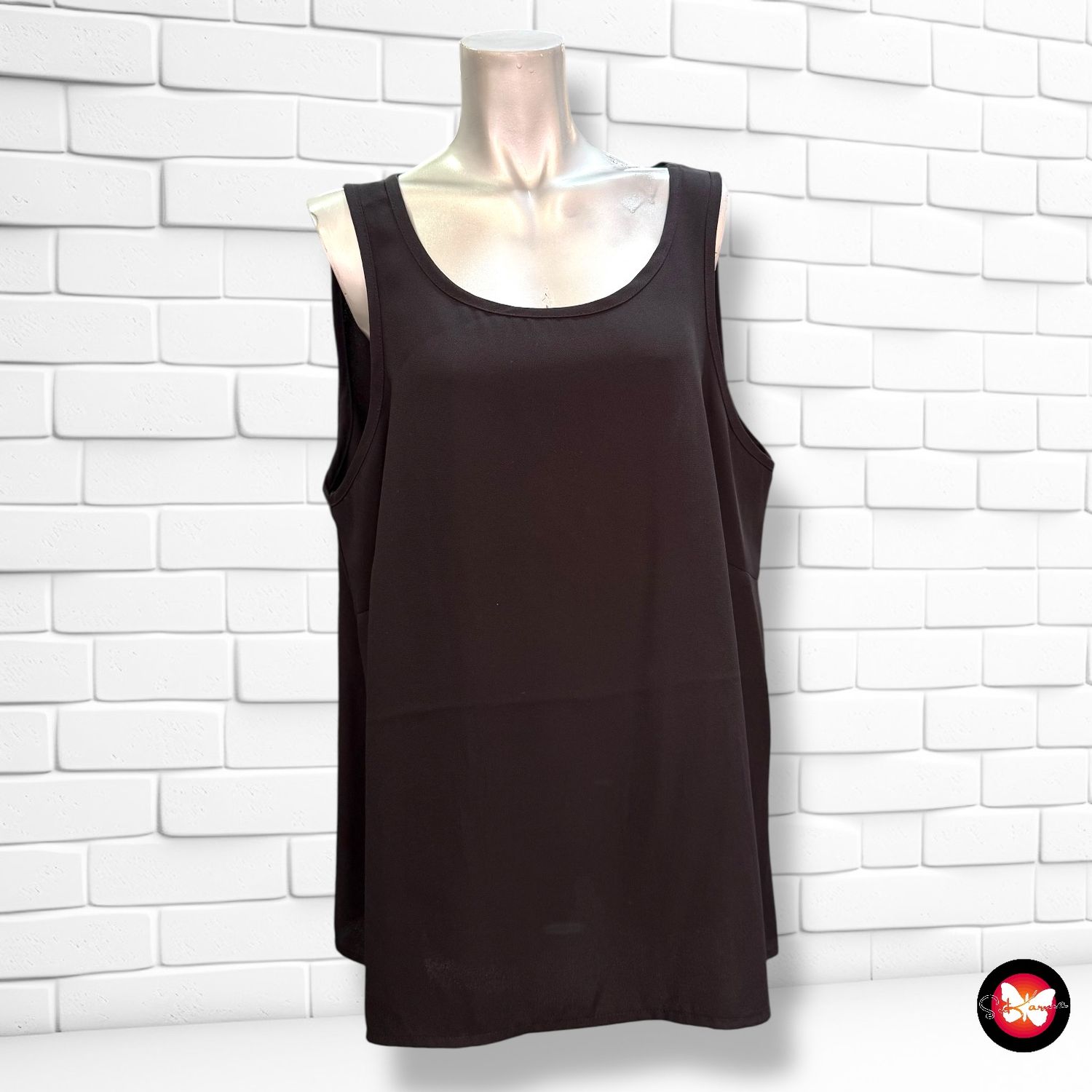 **HOY** Blusa básica sin mangas Talla 52