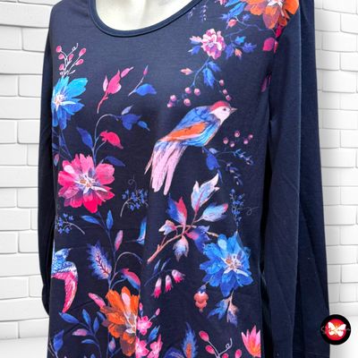 Camiseta de media manga con flores Talla 46/48 (pequeña)