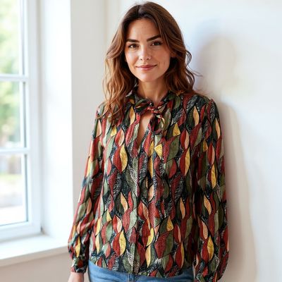 Blusa de manga larga con lazada CASSI’S Talla 46