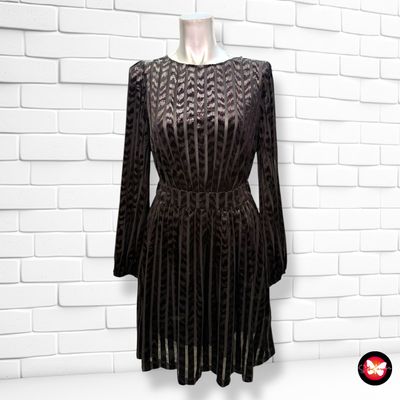 **HOY** Vestido de noche con terciopelo y transparencias NAF NAF Talla 36