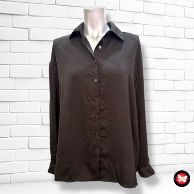 **HOY** Camisa de manga larga básica STRADIVARIUS Talla S (grande)
