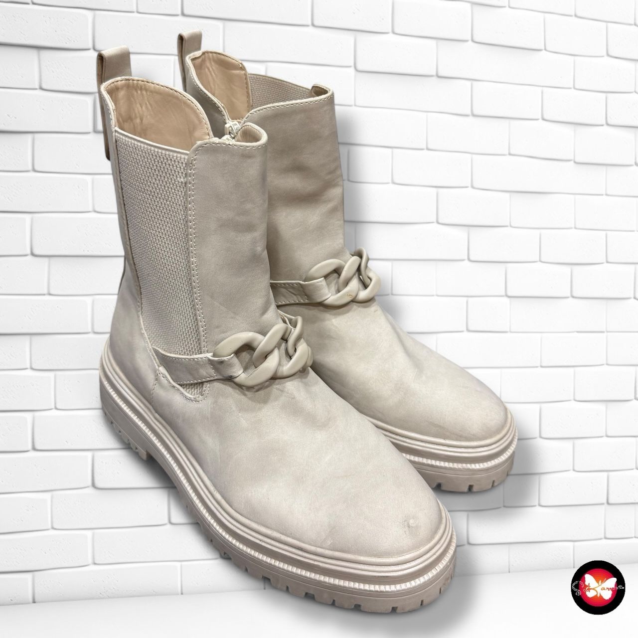 **HOY** Botines con cadena COCO BELLO T41