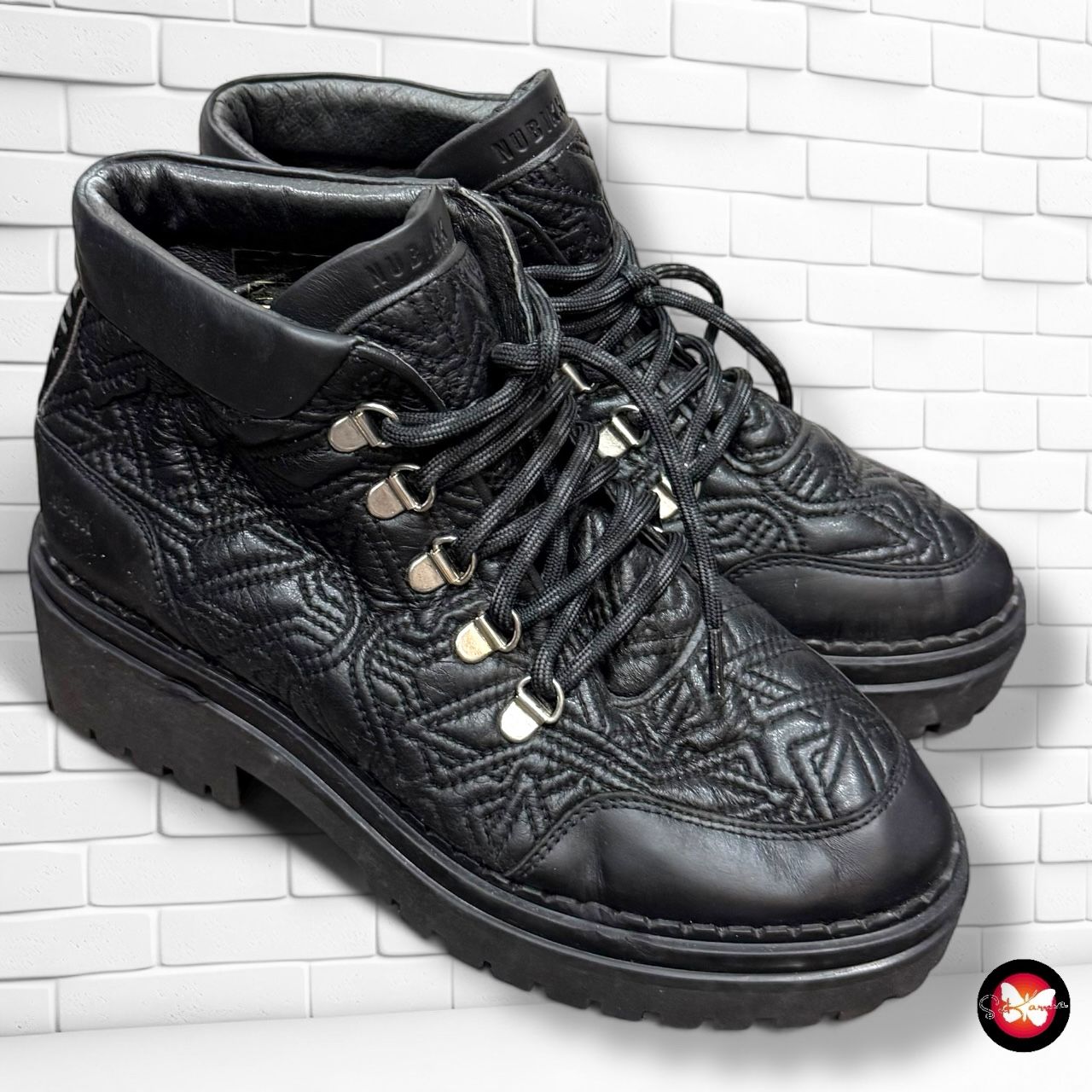 **HOY** Botines de piel con cordones NUBIKK T37