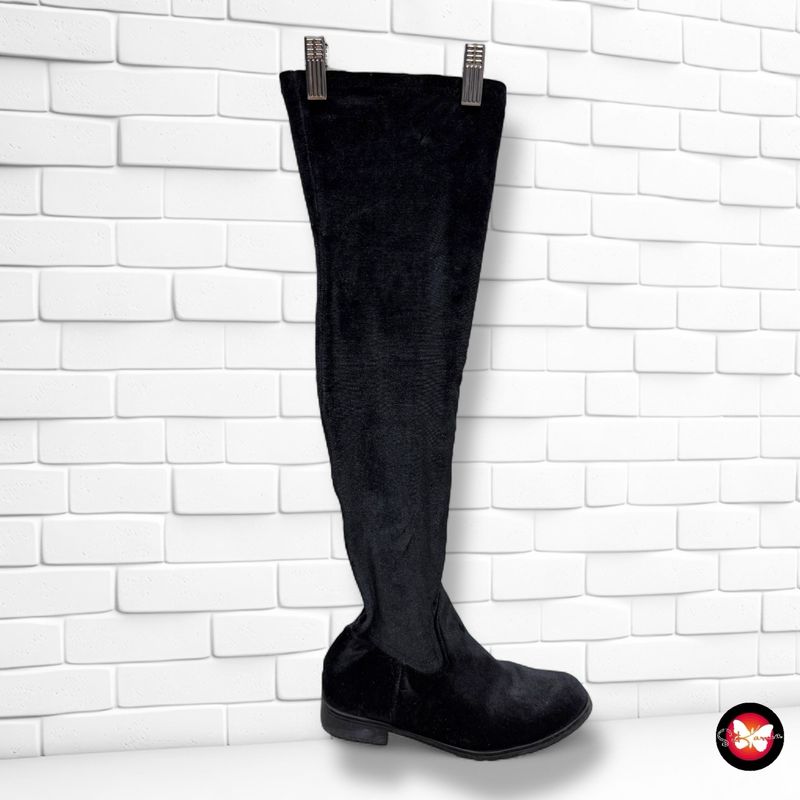 **HOY** Botas bucaneras de terciopelo T36