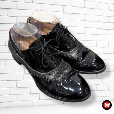 **HOY** Zapatos oxford acharolados T37