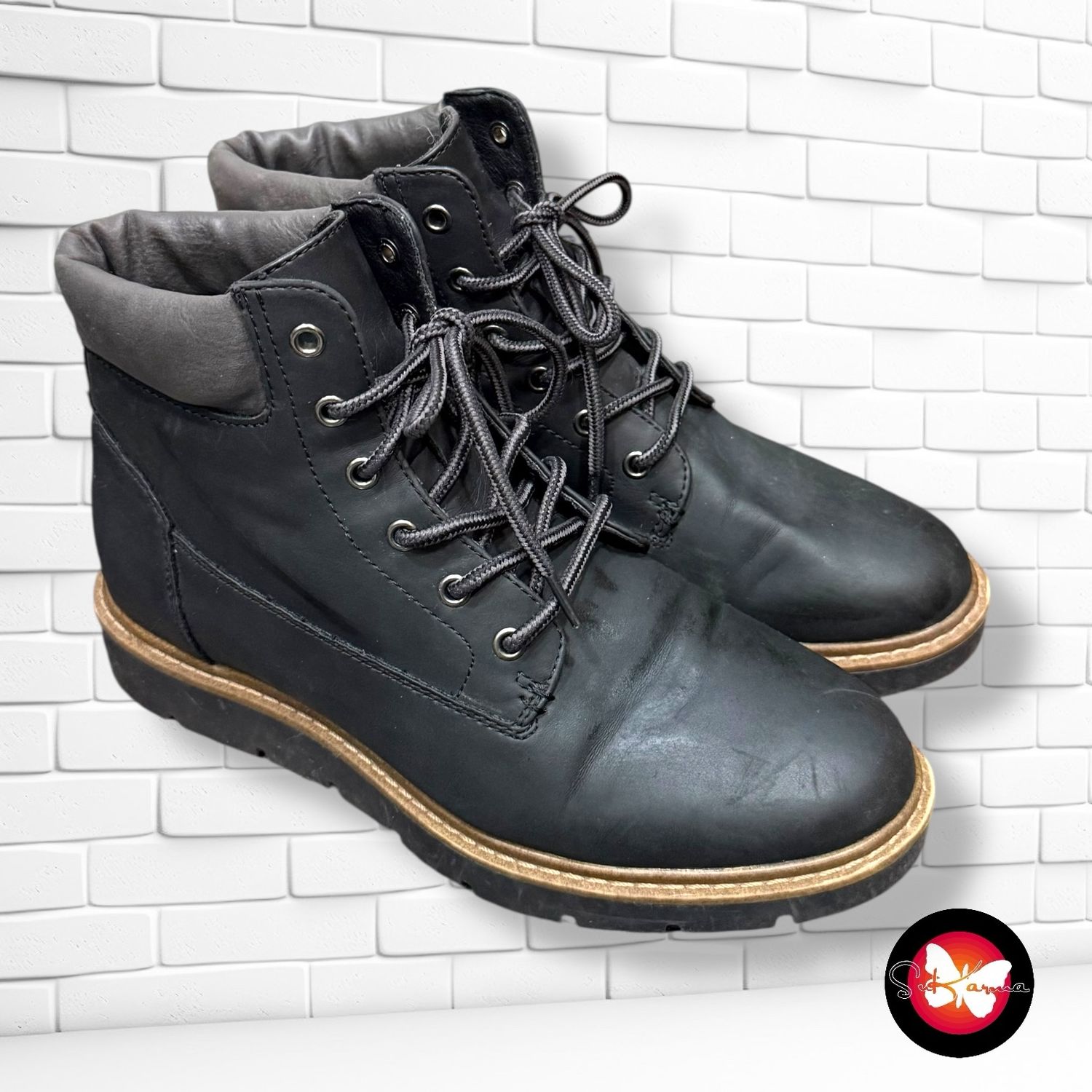 **HOY** Botines con cordones T38