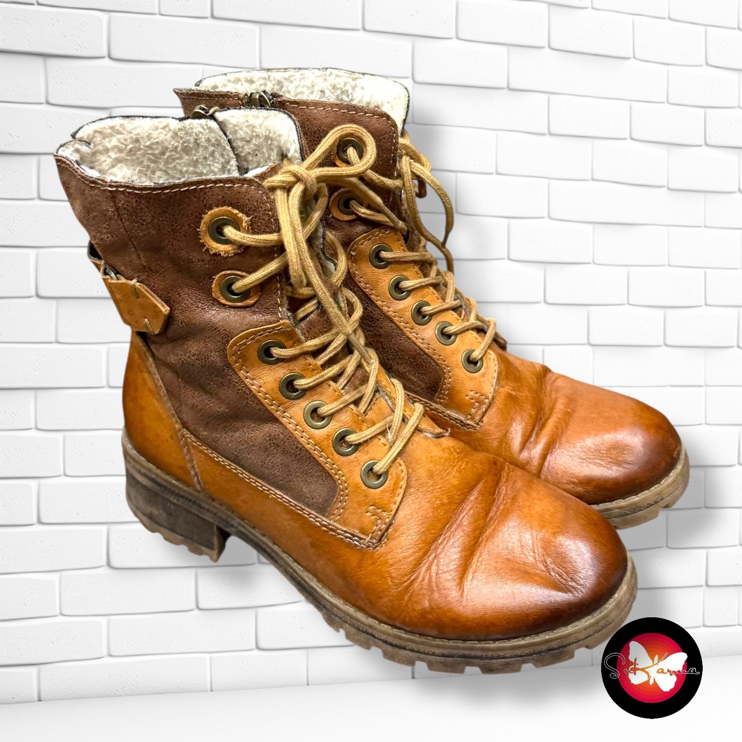 **HOY** Botines de piel con borreguito TAMARIS T37