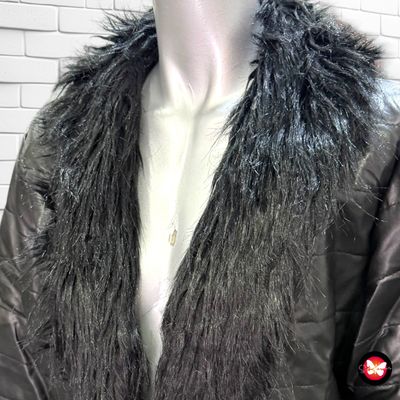 **HOY** Cazadora de piel sintética con pelo Talla XL