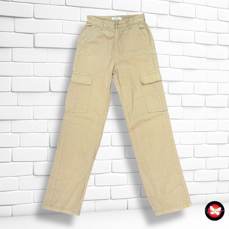 **HOY** Pantalón cargo STR Talla 34