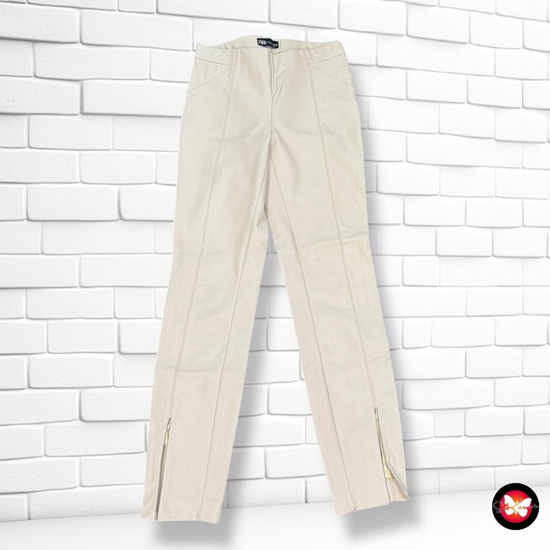 **HOY** Pantalón de piel sintética ZARA Talla S