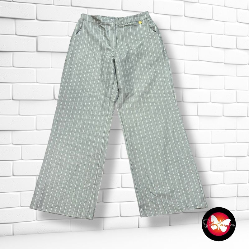 **HOY** Pantalón de vestir de rayitas Talla XL
