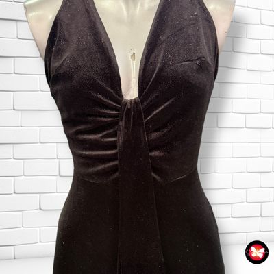 **HOY** Mono largo de noche de terciopelo con brillo BERSHKA Talla S