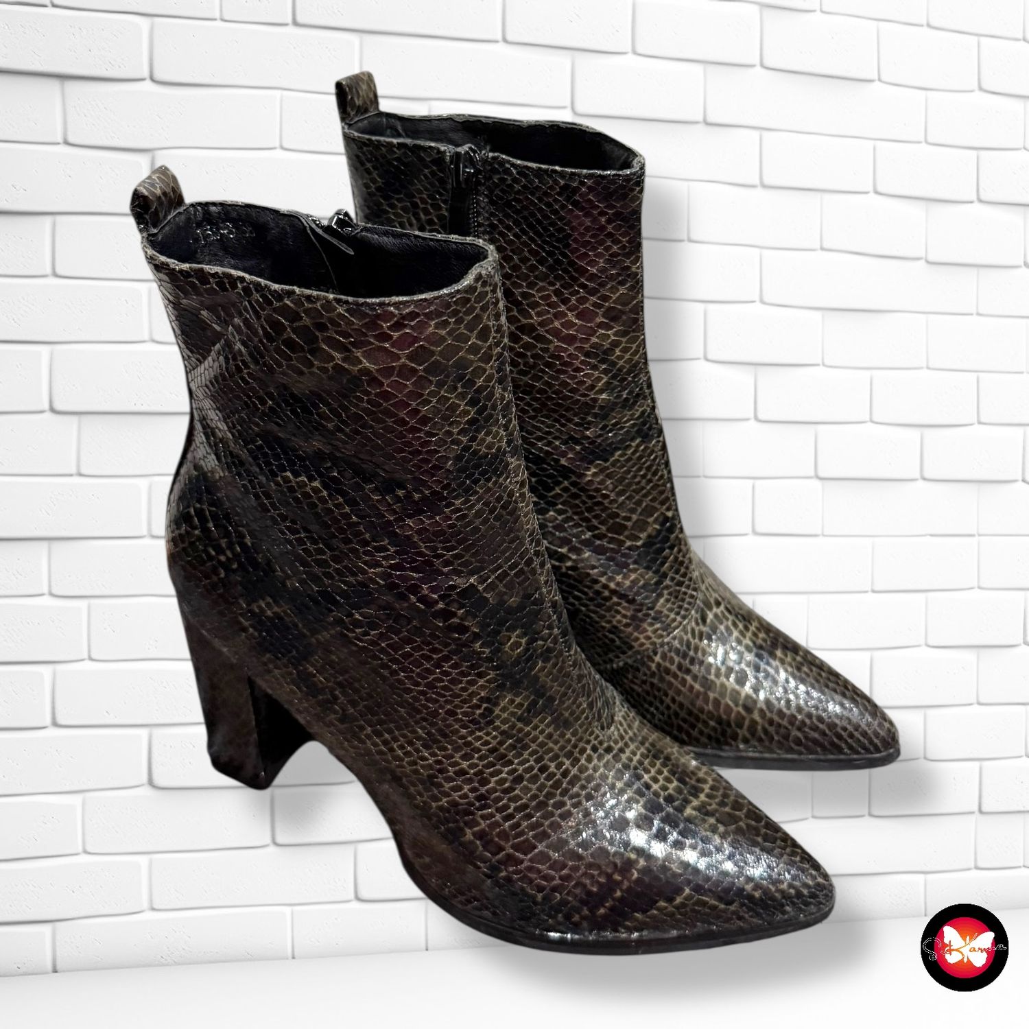 Botines de tacón efecto serpiente T38
