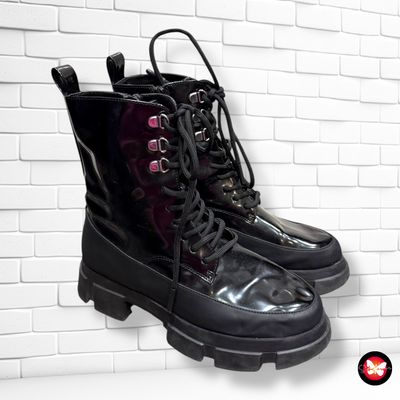Botines tipo militares con detalle acharolado TWINSET T36