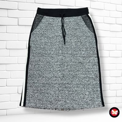 **HOY** Falda lápiz de punto TRAMONTANA Talla XS