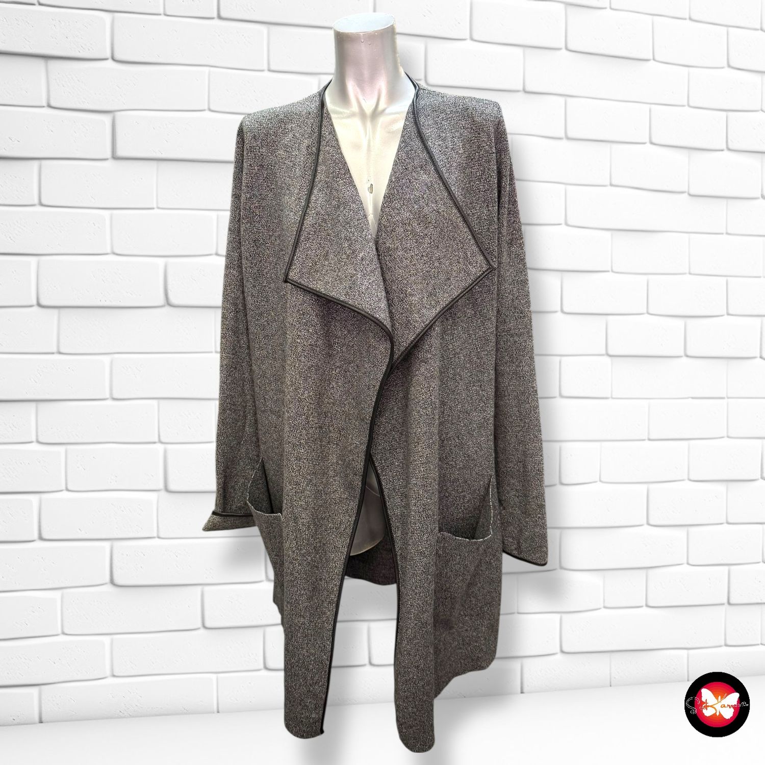 **HOY** Chaqueta de punto con ribetes ZARA Talla M