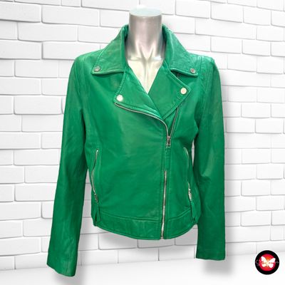 Cazadora de piel STRADIVARIUS Talla M