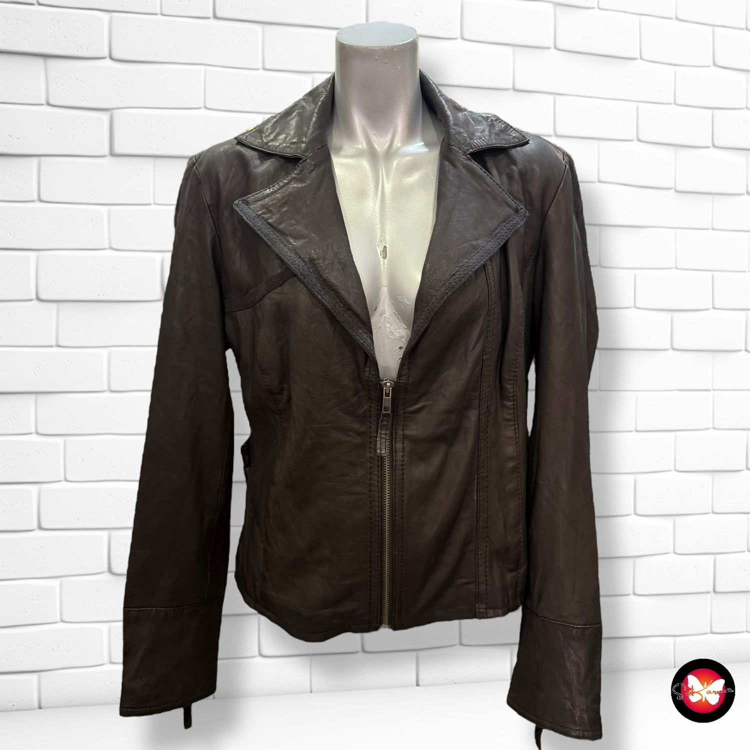 Cazadora de piel STRADIVARIUS Talla L