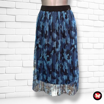 **HOY** Falda larga plisada de tul estampado militar SOPHIA PERLA Talla 40