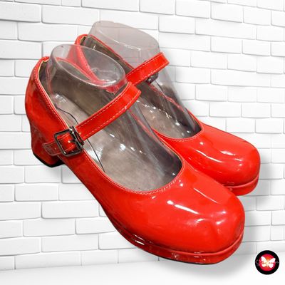 **HOY** Zapatos de tacón acharolados T41