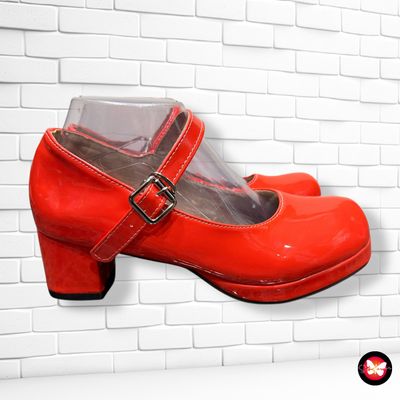 **HOY** Zapatos de tacón acharolados T41