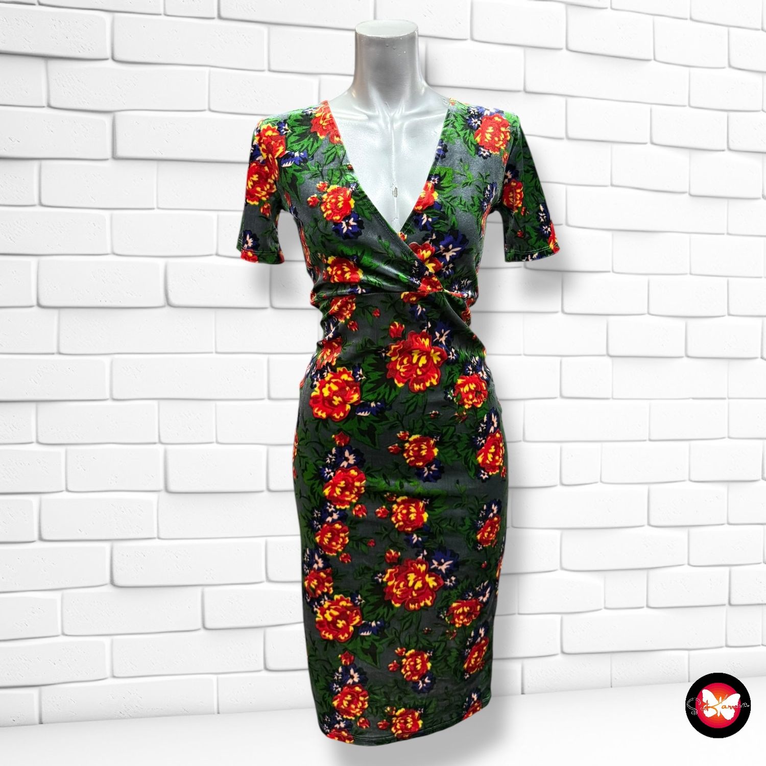 Vestido de manga corta de terciopelo estampado ZARA Talla S