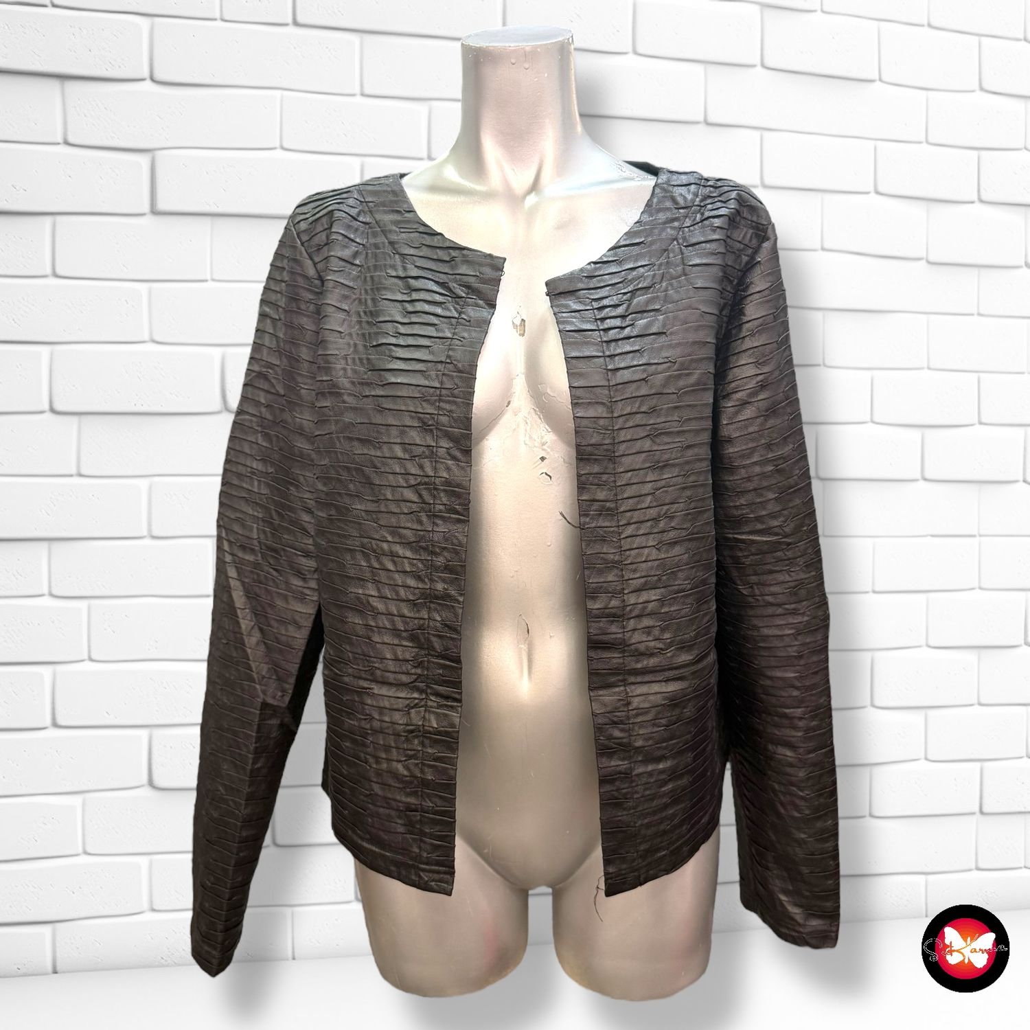 **HOY** Chaqueta tipo piel sintética CLAIR DE LUNE Talla 40