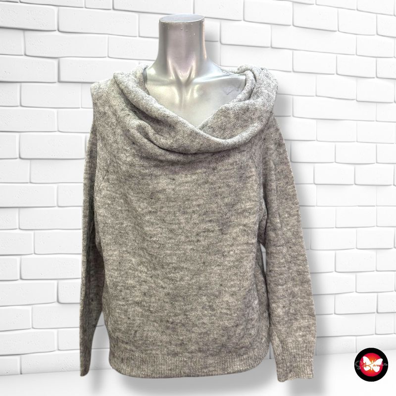 **HOY** Jersey de manga larga escote barco peludito Talla S/M