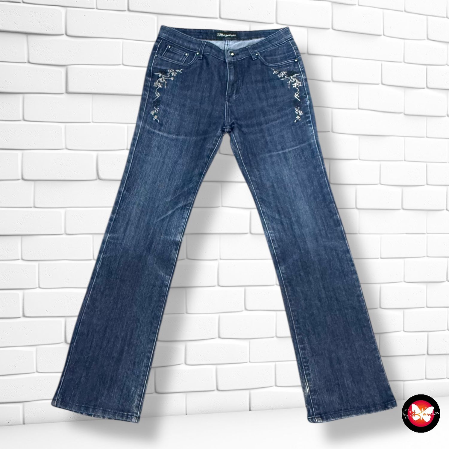 **HOY** Pantalón vaquero con bordados Talla 42