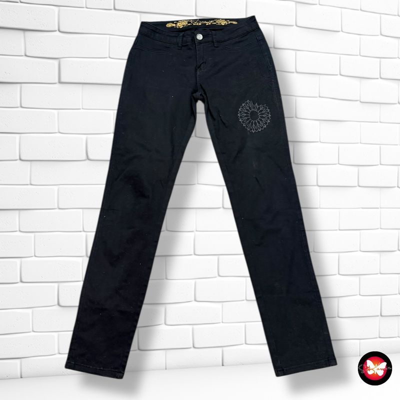 **HOY** Pantalón vaquero DESIGUAL con bordados Talla S (W26)