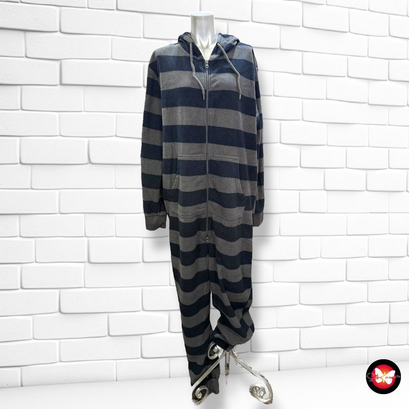 **HOY** Mono pijama RAYAS Talla XL